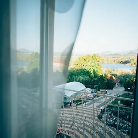 Hotel Blagodat Shaian